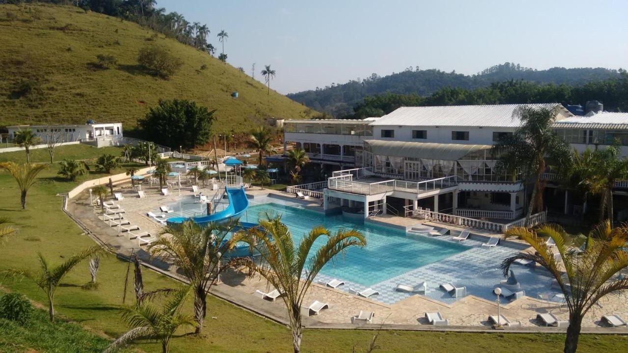 Vale Do Encantado Park Hotel Fazenda กัวราเรมา ภายนอก รูปภาพ