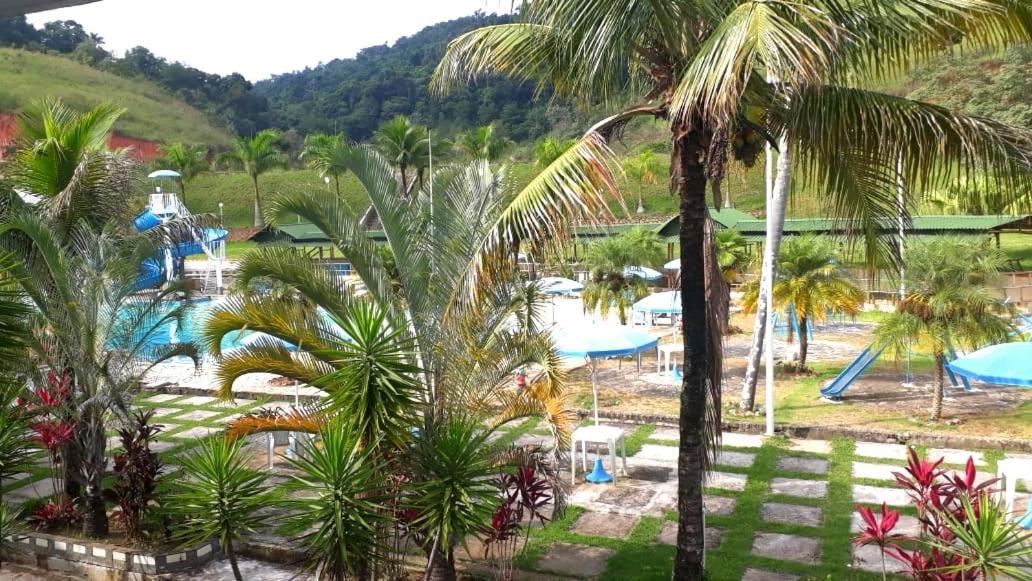 Vale Do Encantado Park Hotel Fazenda กัวราเรมา ภายนอก รูปภาพ