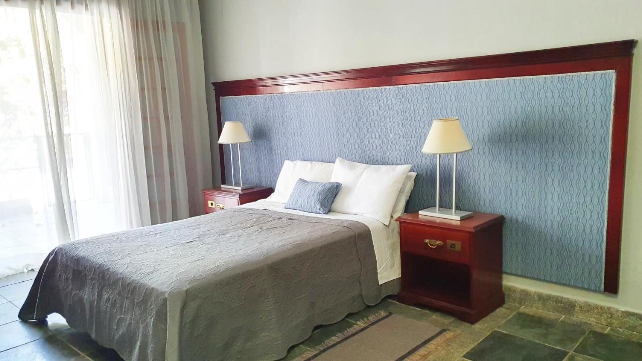Vale Do Encantado Park Hotel Fazenda กัวราเรมา ภายนอก รูปภาพ